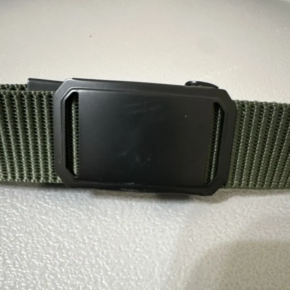 Men’s Green Military Webbed Belt Adjustable Solid 1.5in w/ Black Buckle